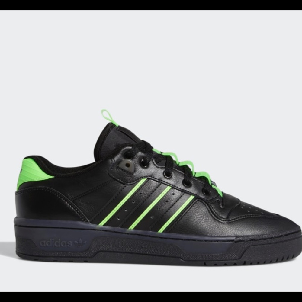 ❌SOLD❌Adidas Rivalry low - Picture 4 of 8